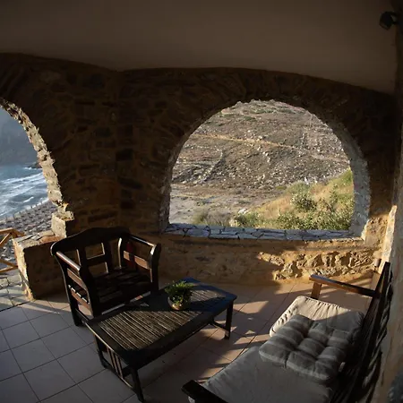 מלון Paradise 3*