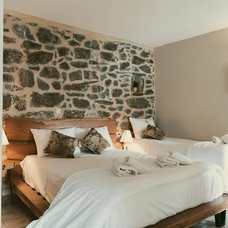 Paradise Hotel 3*