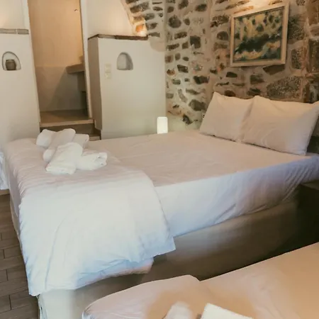 Paradise Hotel Marmárion