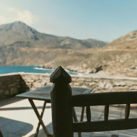 Paradise Hotel Marmárion