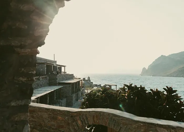 Paradise Hotel