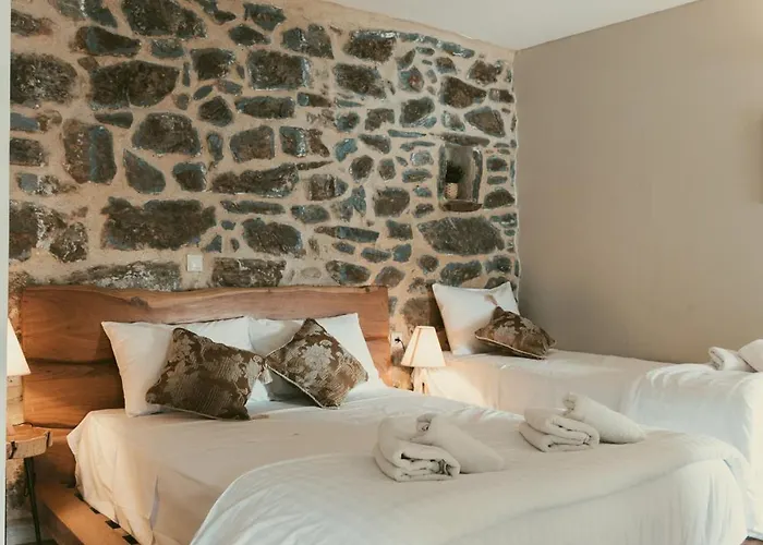 Paradise Hotel 3*