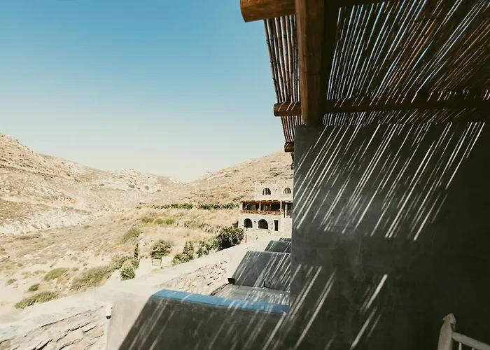 מלון Paradise מרמרי