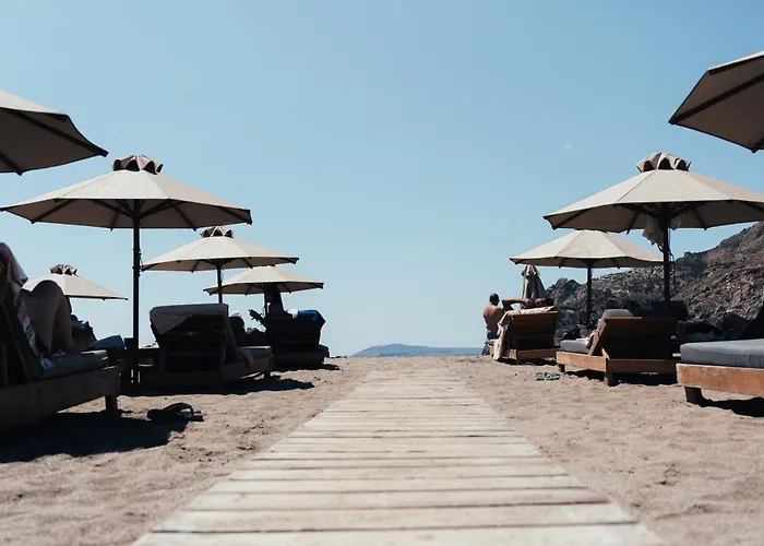 Paradise Hotel